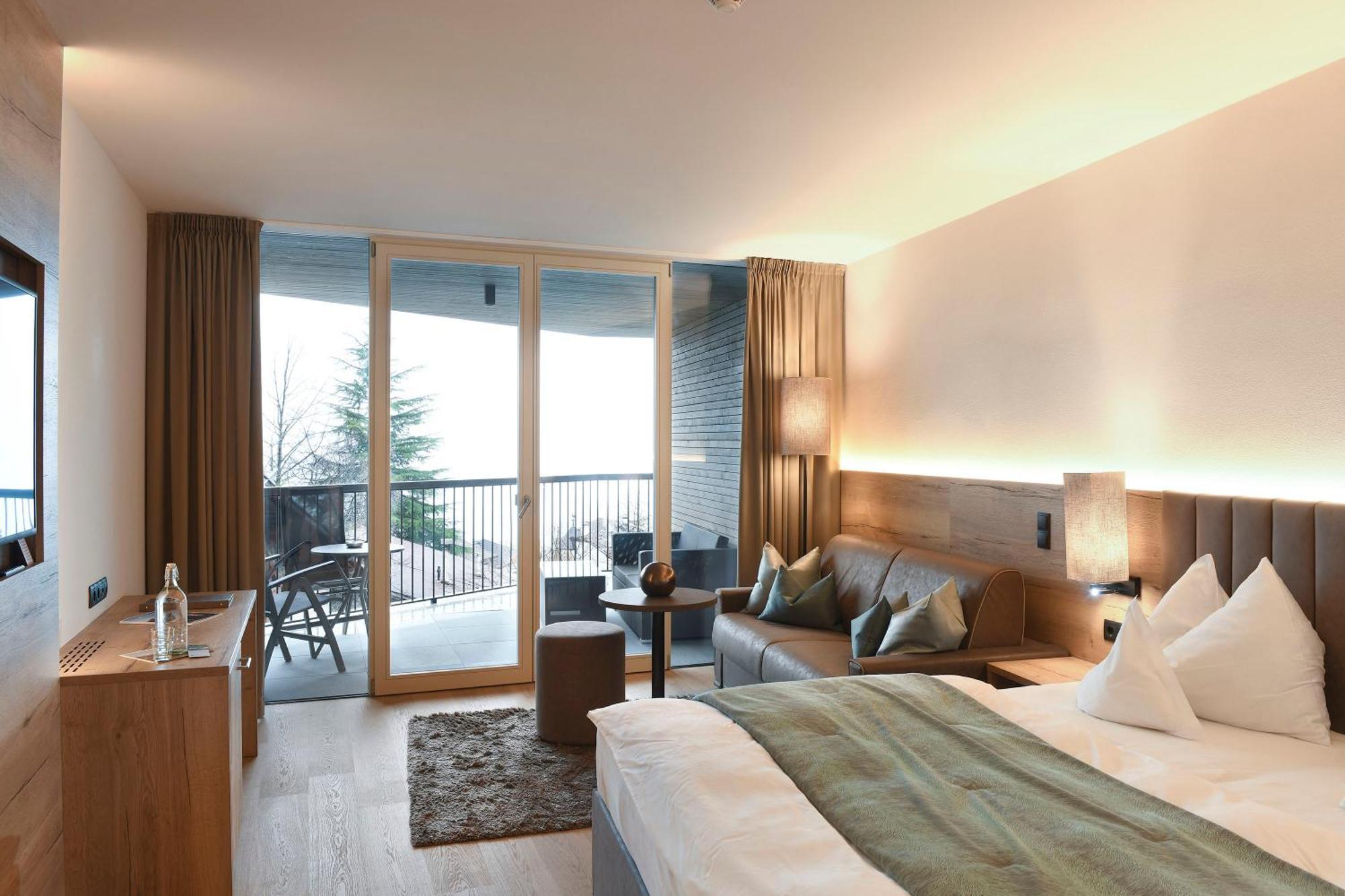 Hotel Das Stachelburg Parcines Extérieur photo