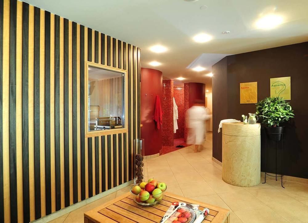 Hotel Das Stachelburg Parcines Extérieur photo