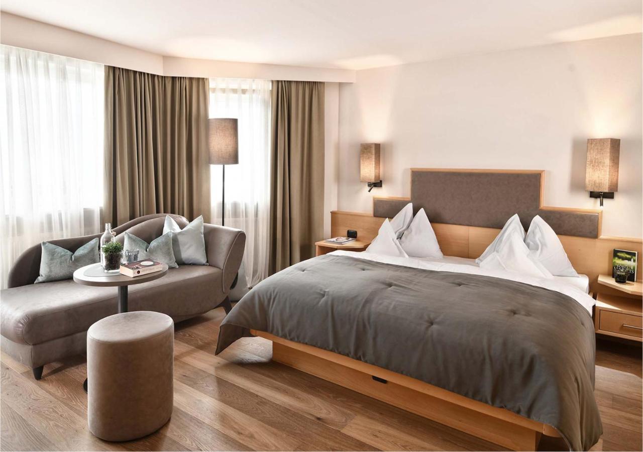 Hotel Das Stachelburg Parcines Extérieur photo